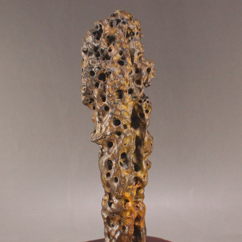 Mountain Shape Natural Lingbi Stone Original Stone