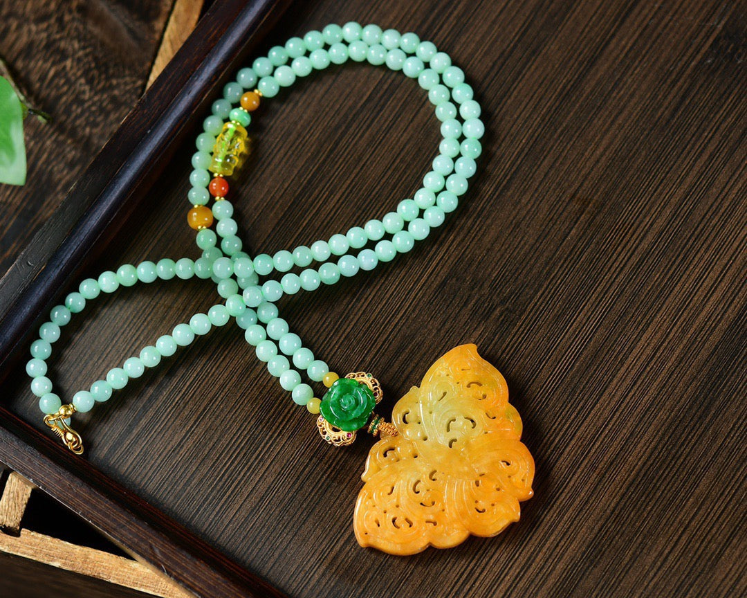 A1795 Exquisite Yellow Jadeite Carved Butterfly Pendant w Beads Necklace