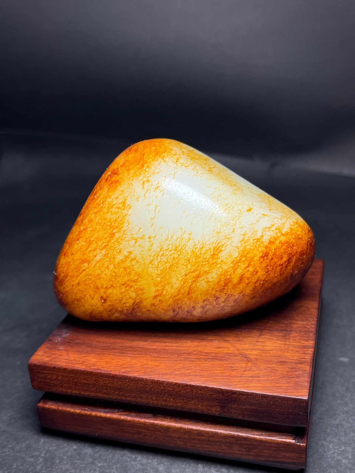 A1797 Vintage Chinese Hetian Jade Original Stone Statue