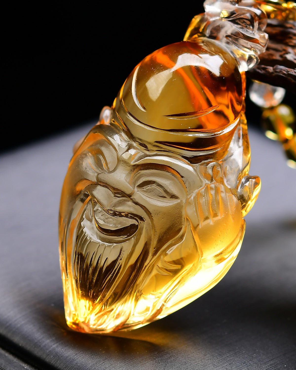 A1800 Exquisite Yellow Crystal Carved Longevity Taoism Deity Pendant w Beads Necklace