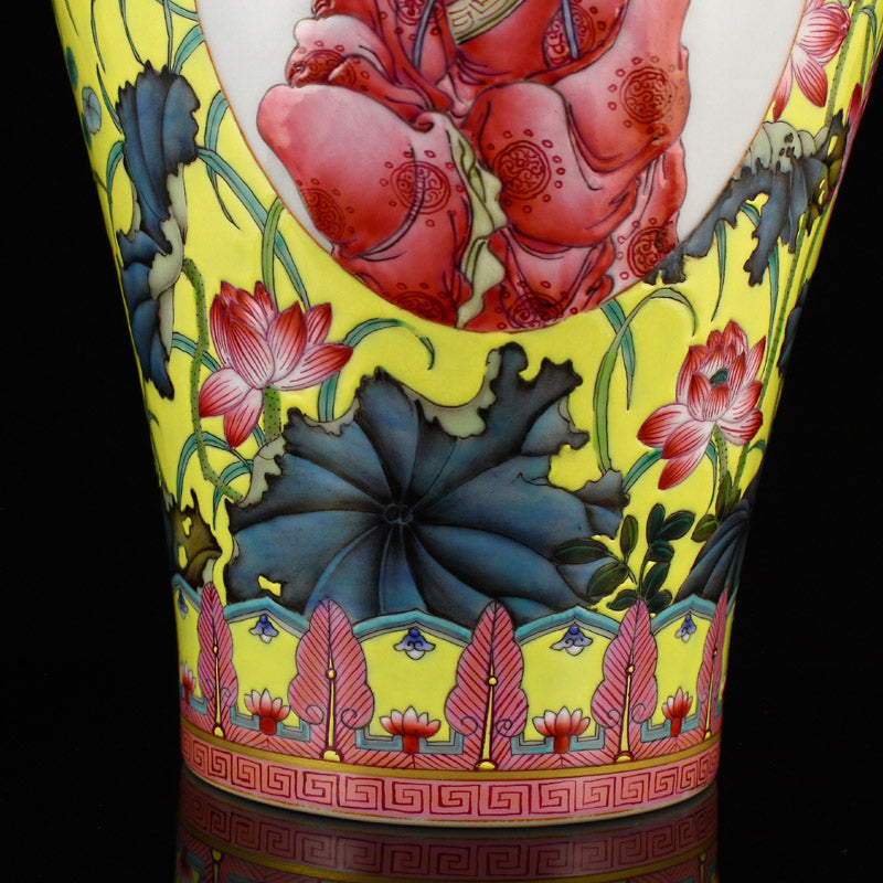 Chinese Gilt Edge Famille Rose Figure Porcelain Vase w Yongzheng Mark