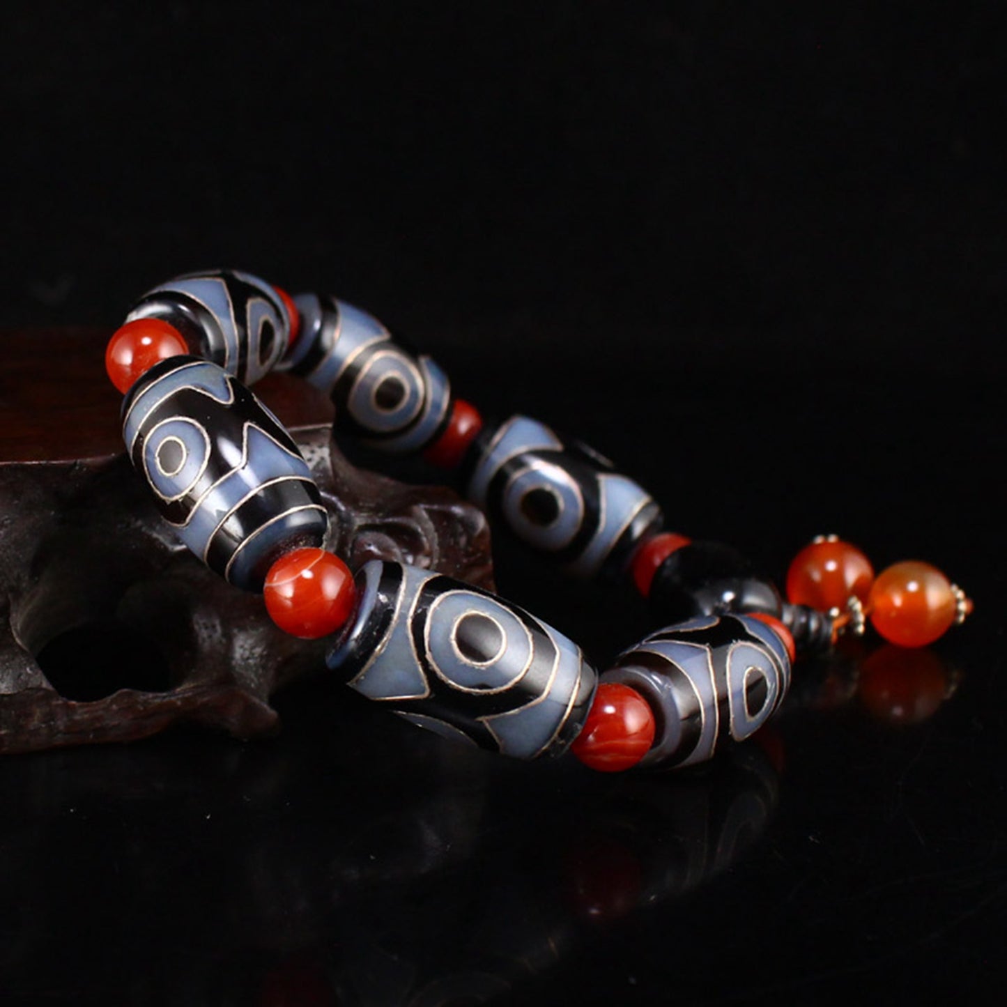 Tibetan DZI Agate Inlay Silver Wire Prayer Bracelet