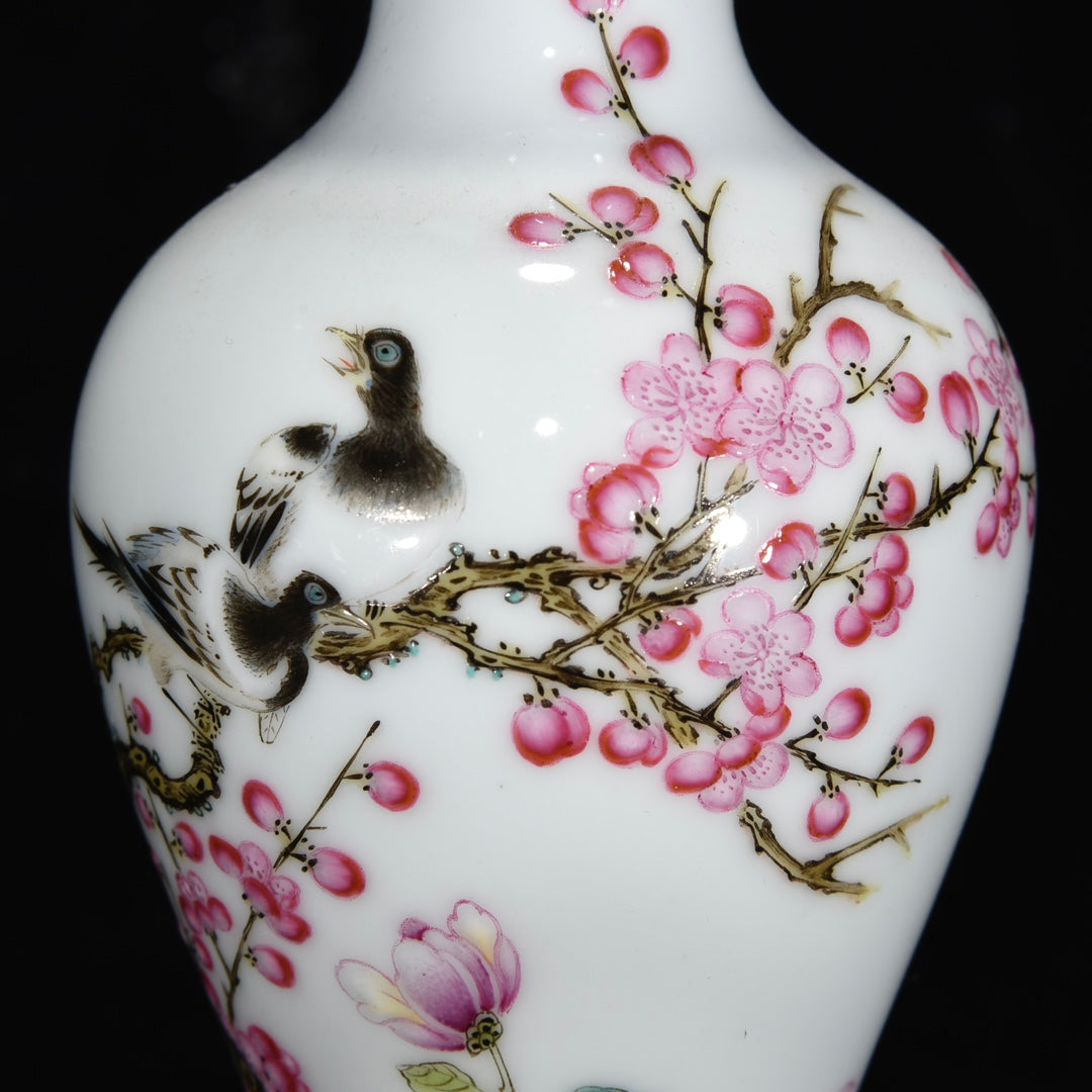 Chinese Famille Rose Flower Design Porcelain Vase W Gold Wires Enamel Inlay Red Coral & Gem Base