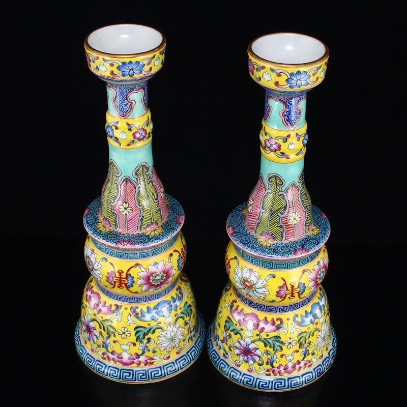 A Pair Chinese Gilt Edges Famille Rose Porcelain Candlesticks