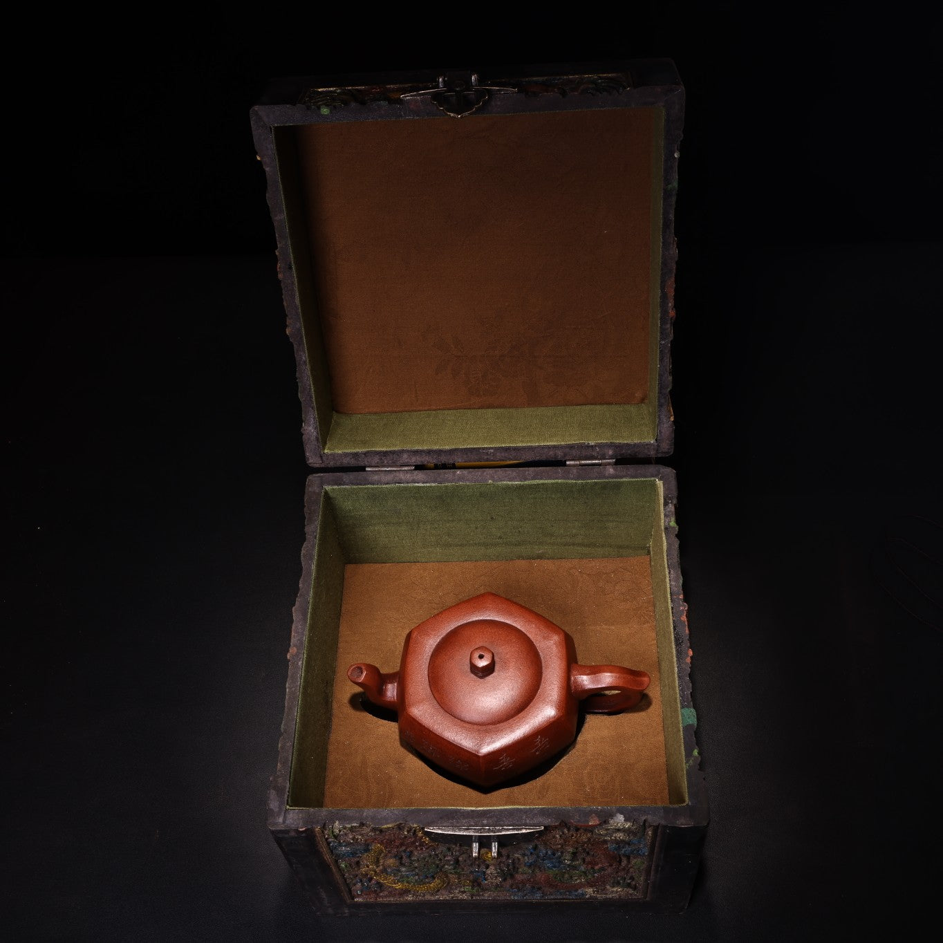 Chinese Yixing Zisha Clay Teapot w Lacquerware Box