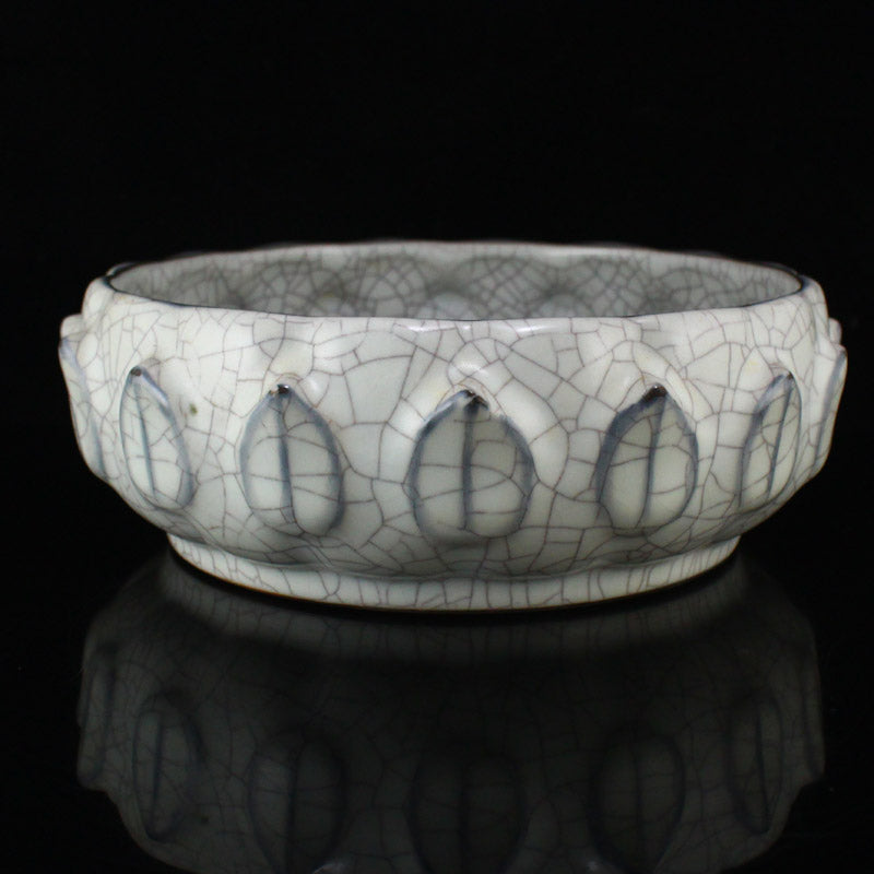 Chinese Ge Kiln Poetic Prose Porcelain Brush Washer
