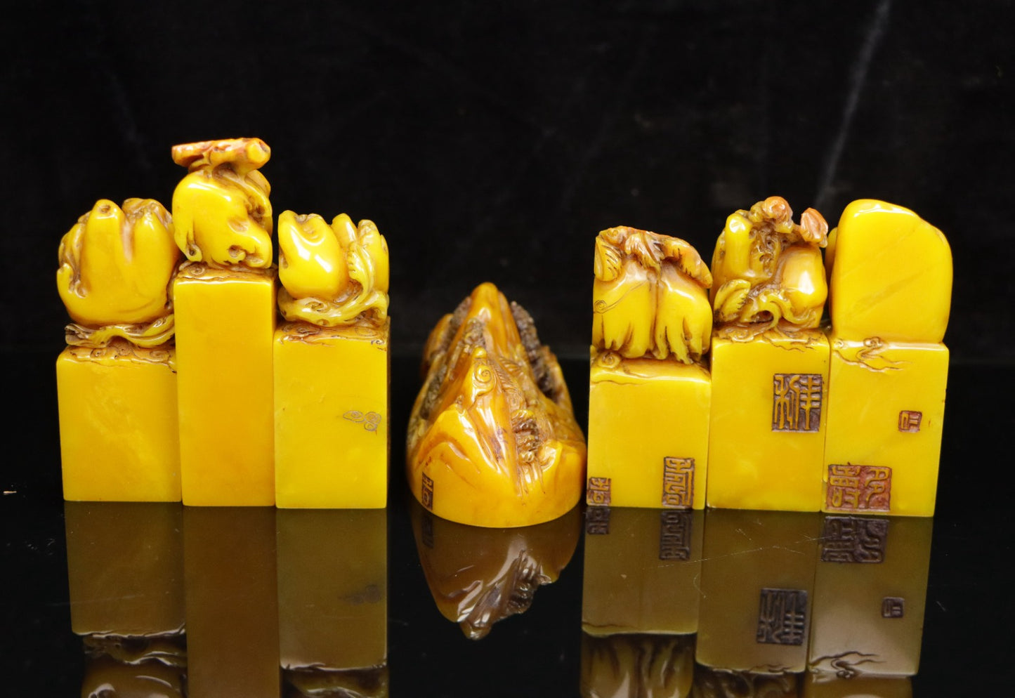 A0011 A Set Old Shoushan Stone Chayote & Crane,Pine Tree Seals