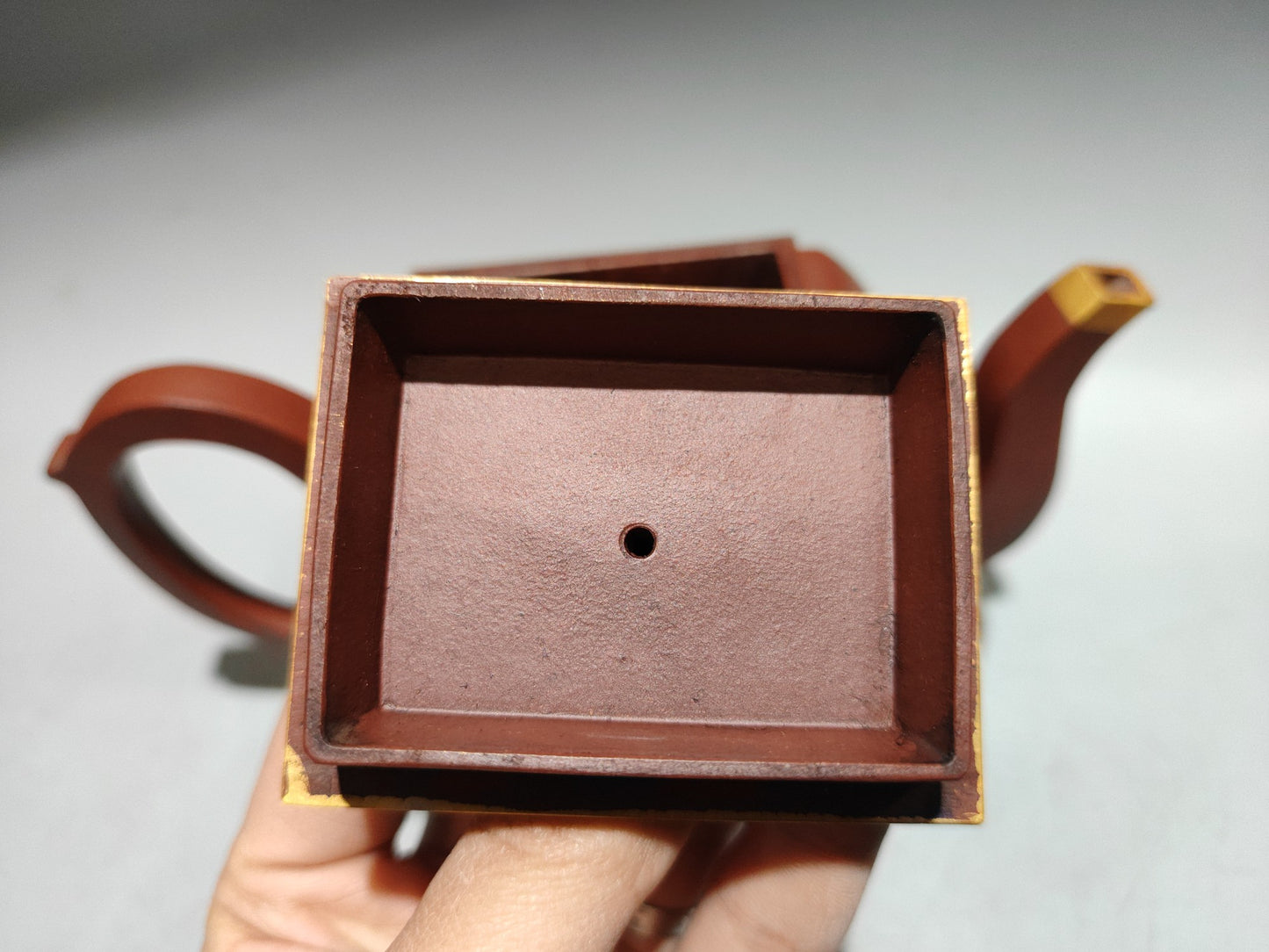 A0082 Chinese Gilt Gold Yixing Zisha Clay Fortune Kylin Teapot w Artist Signed