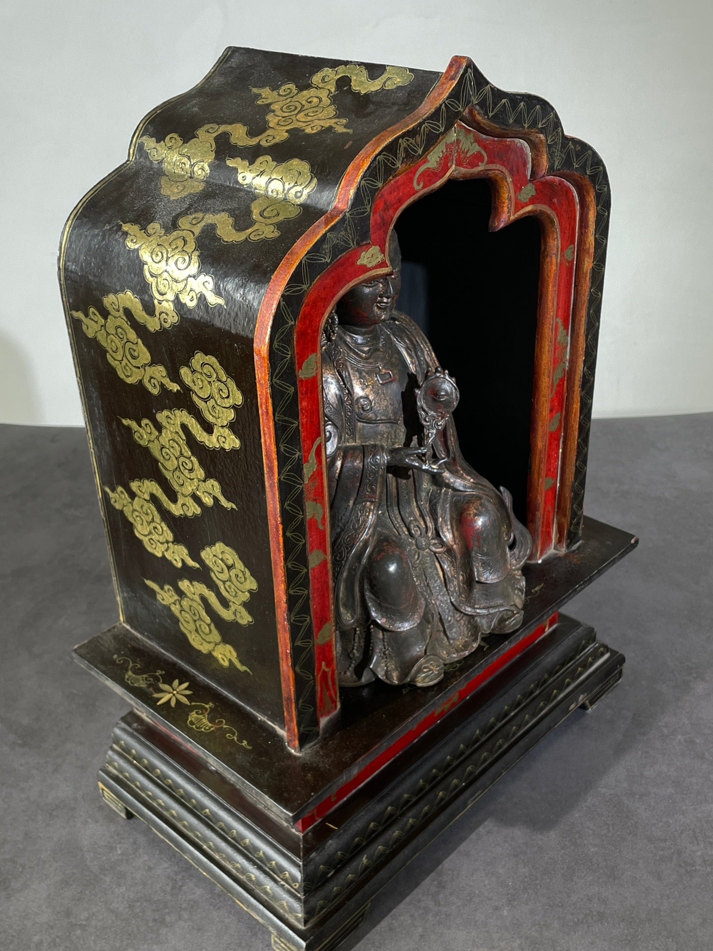 A0233 Vintage Chinese Gilt Gold Bronze Mazu Statue w Gilt Gold Wooden-cored Lacquerware Shrines