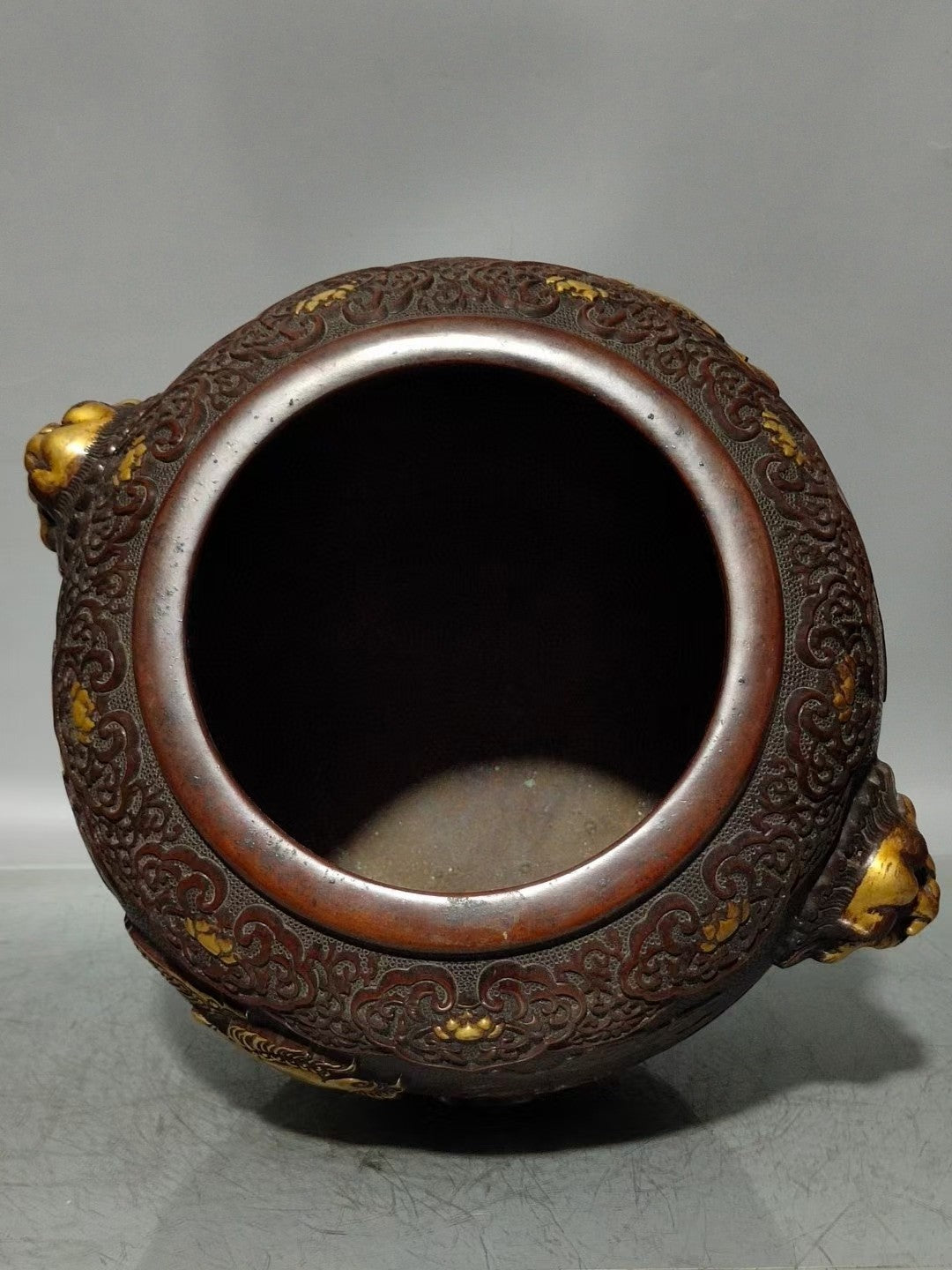A0238 Vintage Chinese Gilt Gold Copper Low Relief Lion Design Double Ears Incense Burner