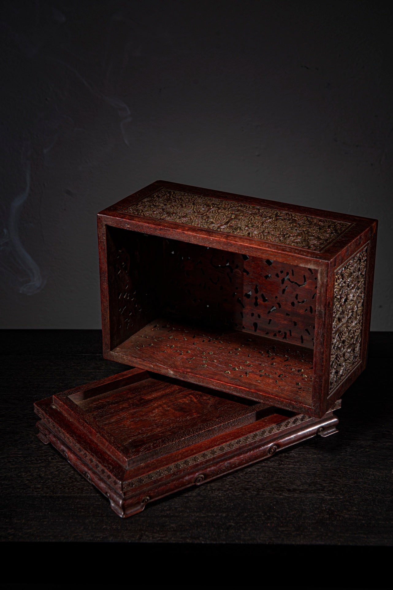 A0247 Openwork Old Chinese Huali Wood Carved Ruyi Design Incense Burner