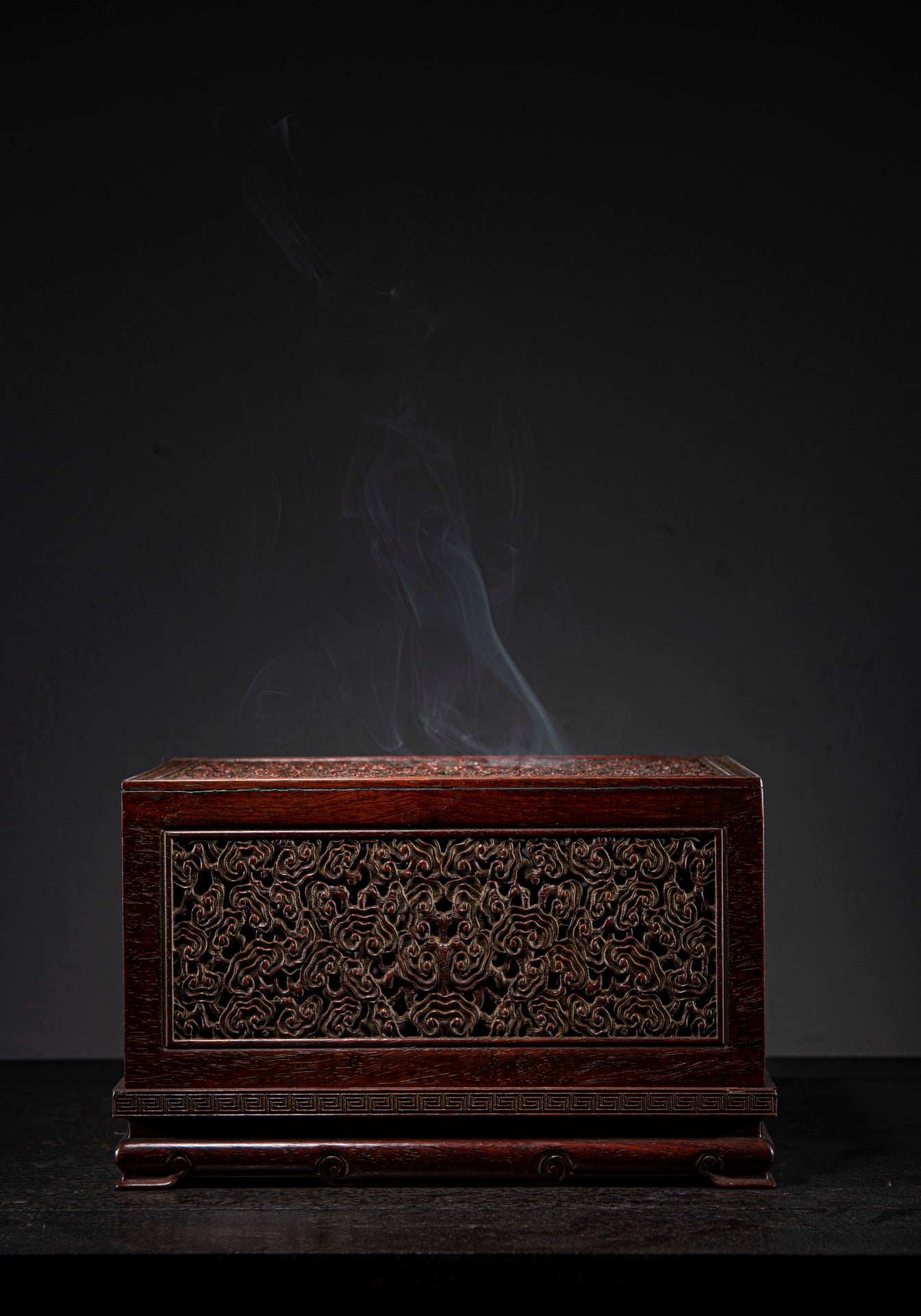 A0247 Openwork Old Chinese Huali Wood Carved Ruyi Design Incense Burner