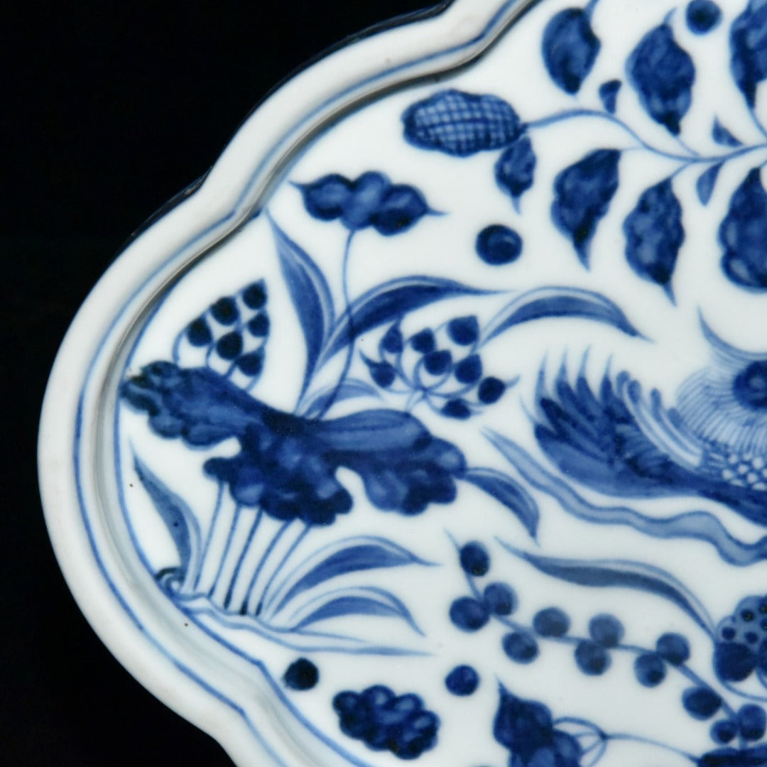 A0357 Chinese Blue And White Porcelain Lotus Flower & Mandarin Duck Design Plate