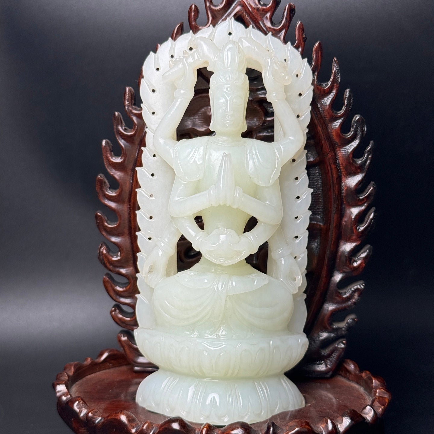 A0365 Superb Chinese Hetian Jade Carved Eight Arms Kwan-yin Statue