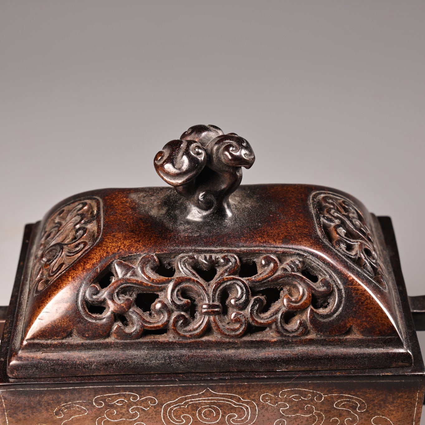 A3085 Openwork Vintage Chinese Copper Inlay Silver Wires Double Ears Incense Burner