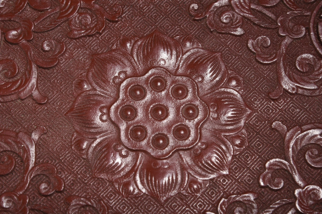 A0390 Vintage Chinese Red Lacquerware Low Relief Flower Design Jewellery Box