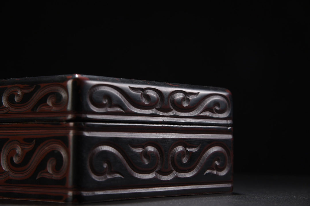 A0390 Vintage Chinese Red Lacquerware Low Relief Flower Design Jewellery Box