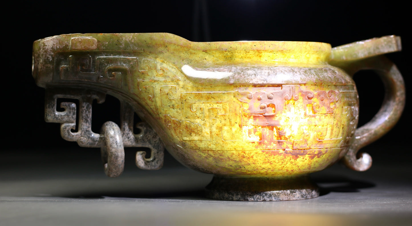 A0462 Vintage Chinese Hetian Jade Low Relief Chi Dragon Wine Cup