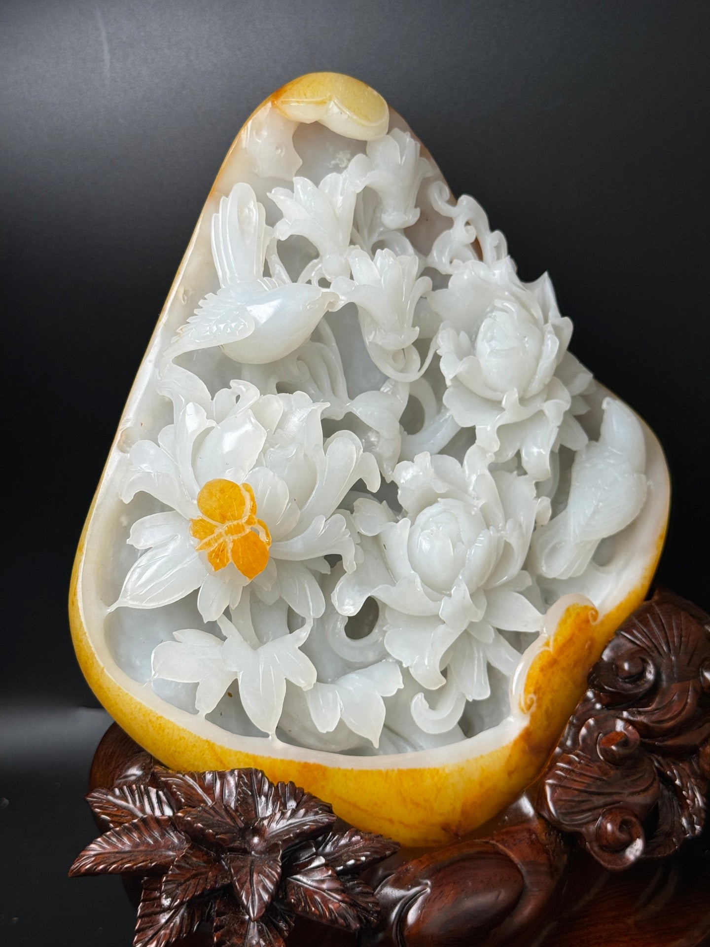 A0465 Chinese Natural Hetian Jade Original Stone Carved Peony & Bird Design Statue