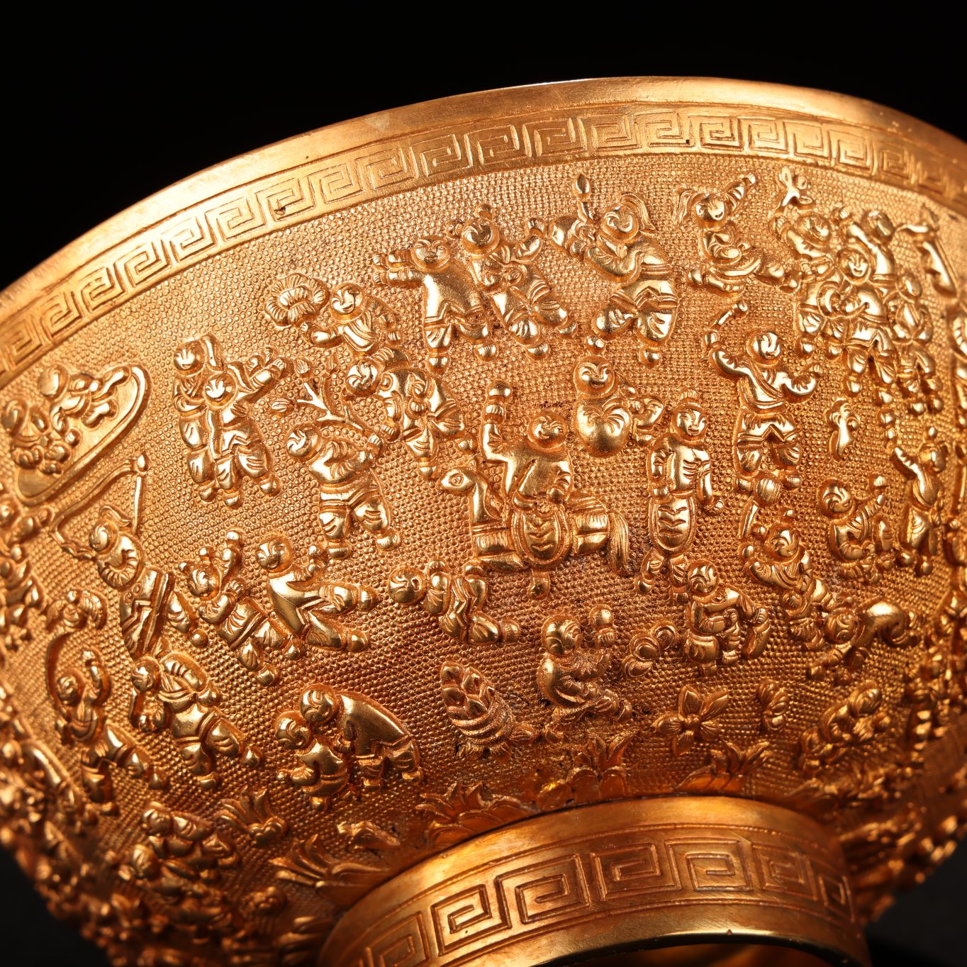 A0466 Old Chinese Gilt Gold Bronze Low Relief Kid Design Bowl
