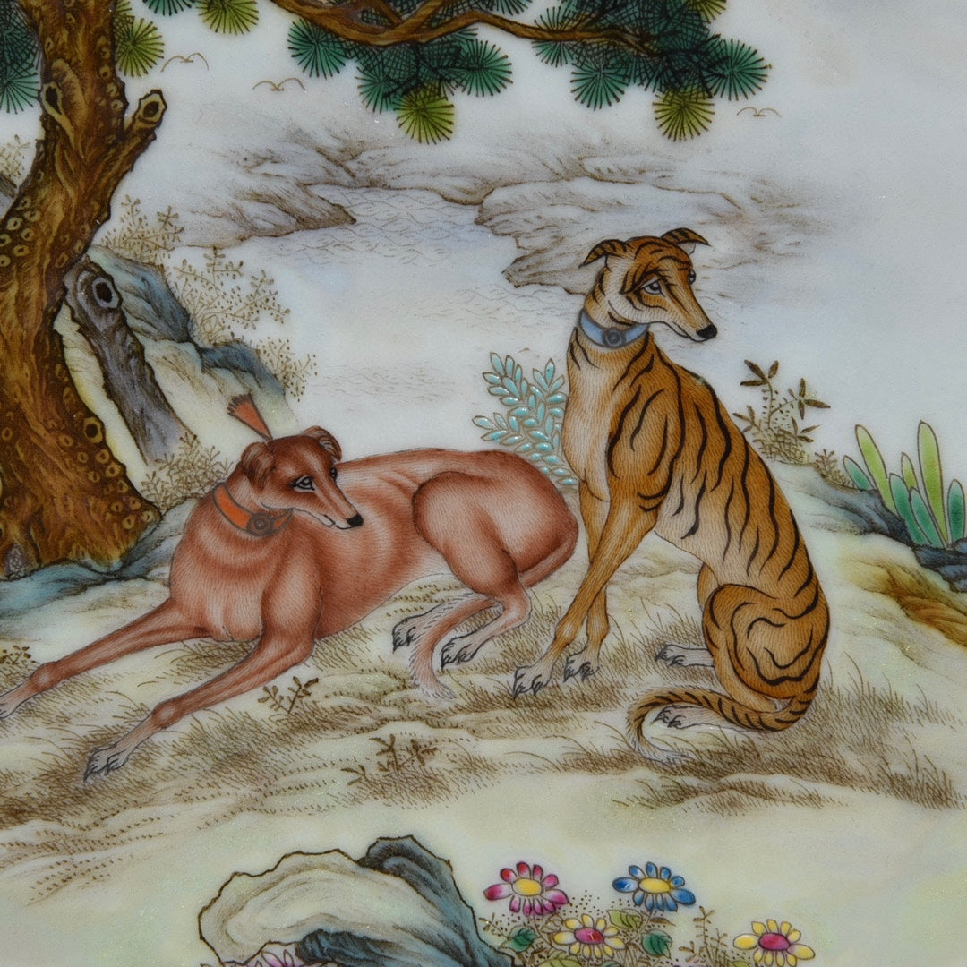 A0467 Chinese Gilt Gold Famille Rose Pine Tree & Dog Design Porcelain Plate