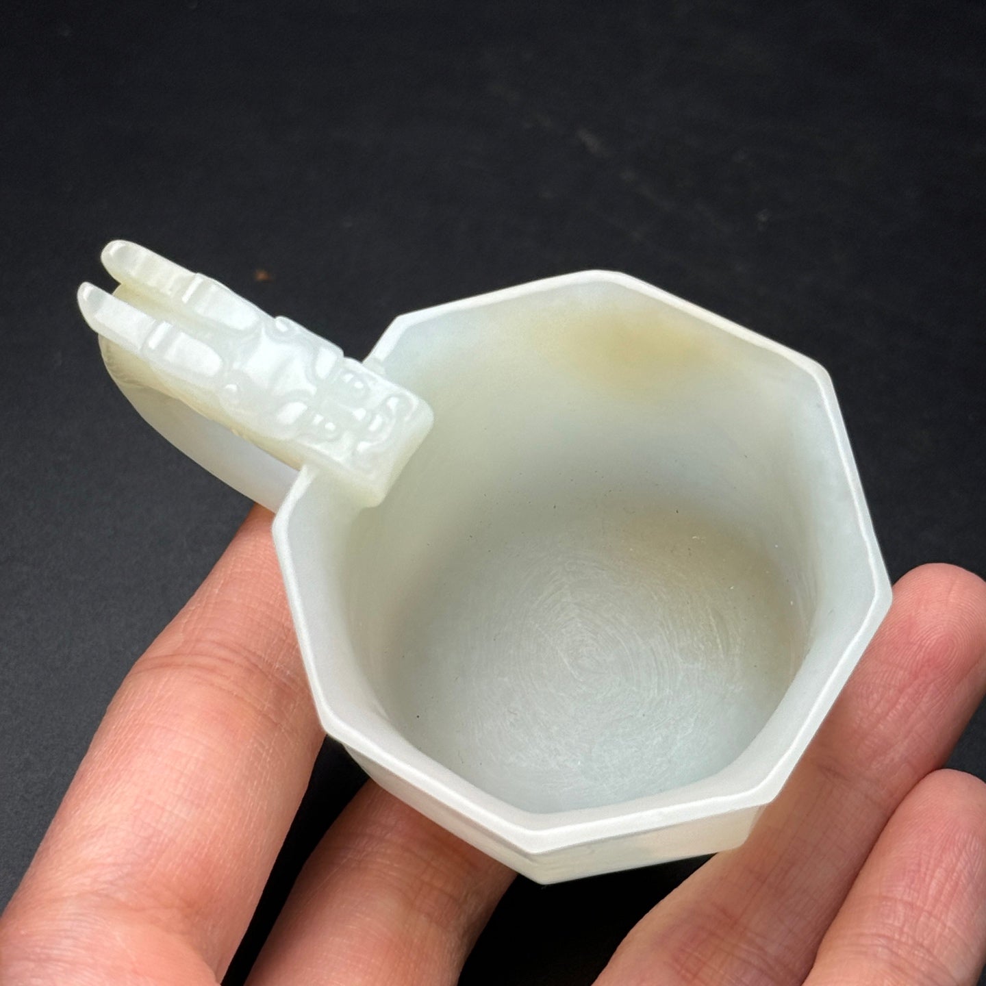 A0469 Chinese Natural Hetian Jade Carved Dragon Head Cup