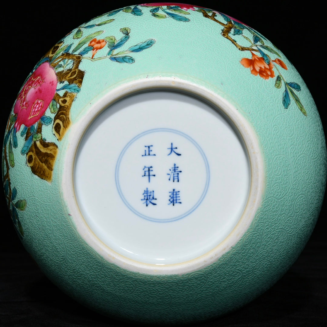 A0473 Chinese Green Glaze Famille Rose Pomegranate Design Gourd Porcelain Vase