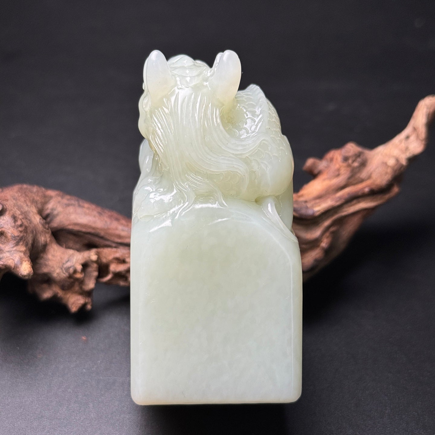 A0479 Chinese Natural Hetian Jade Carved Fortune Dragon Seal
