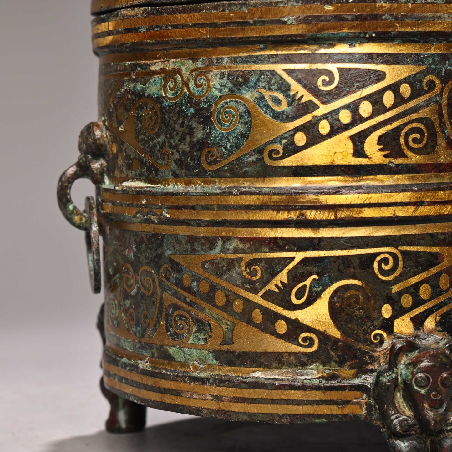 A0484 Vintage Chinese Gilt Gold Bronze Phoenix Pot
