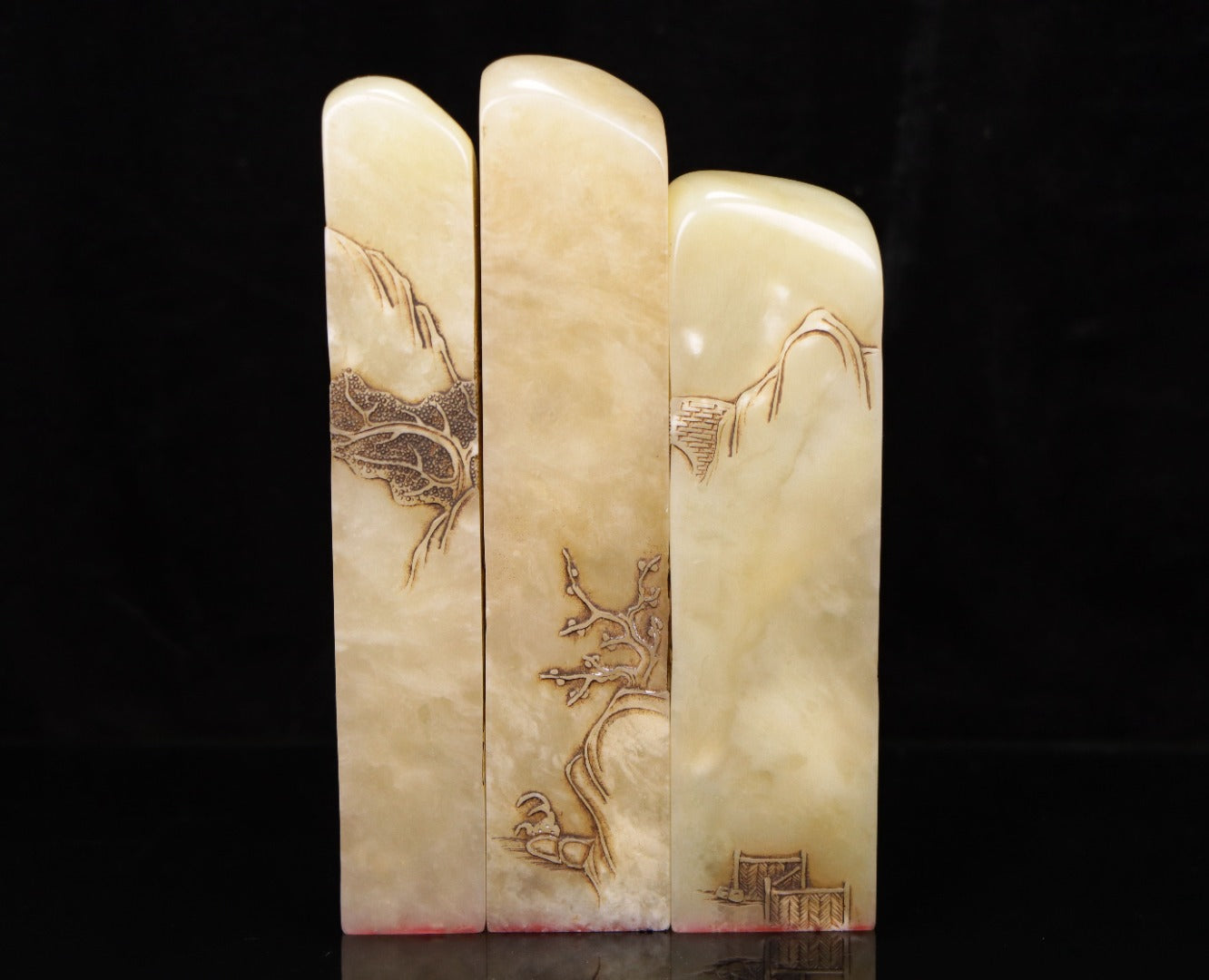 A0486 A Set Three Chinese Shoushan Tianhuang Stone Low Relief Figure Seal Statue w Box