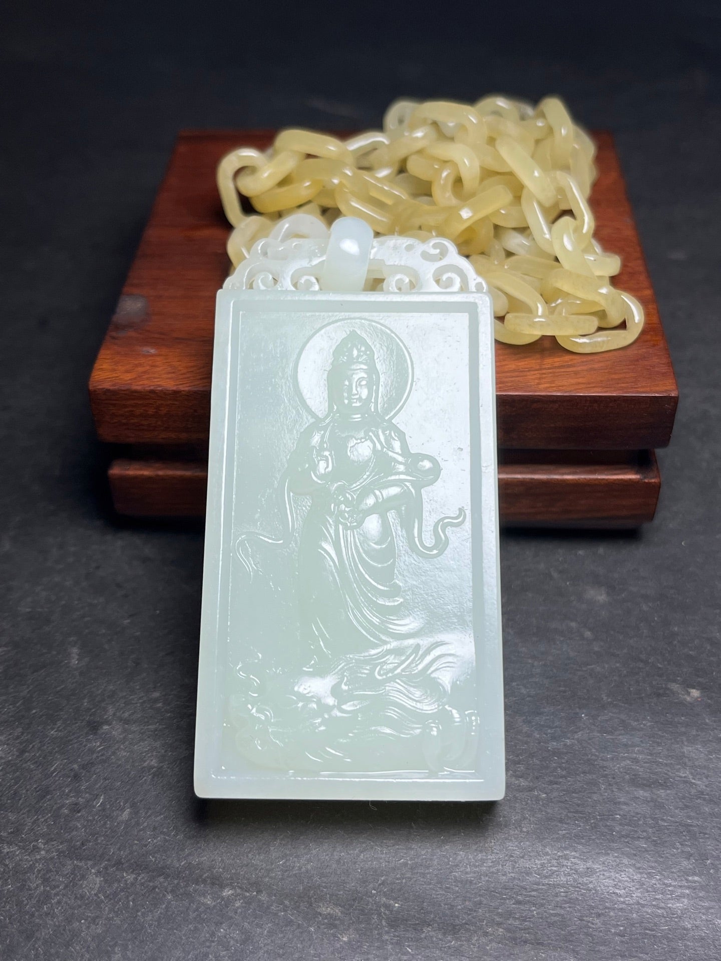 A0487 High Quality Chinese Hetian Jade Hand Carved Kwan-yin & Dragon Pendant w Necklace
