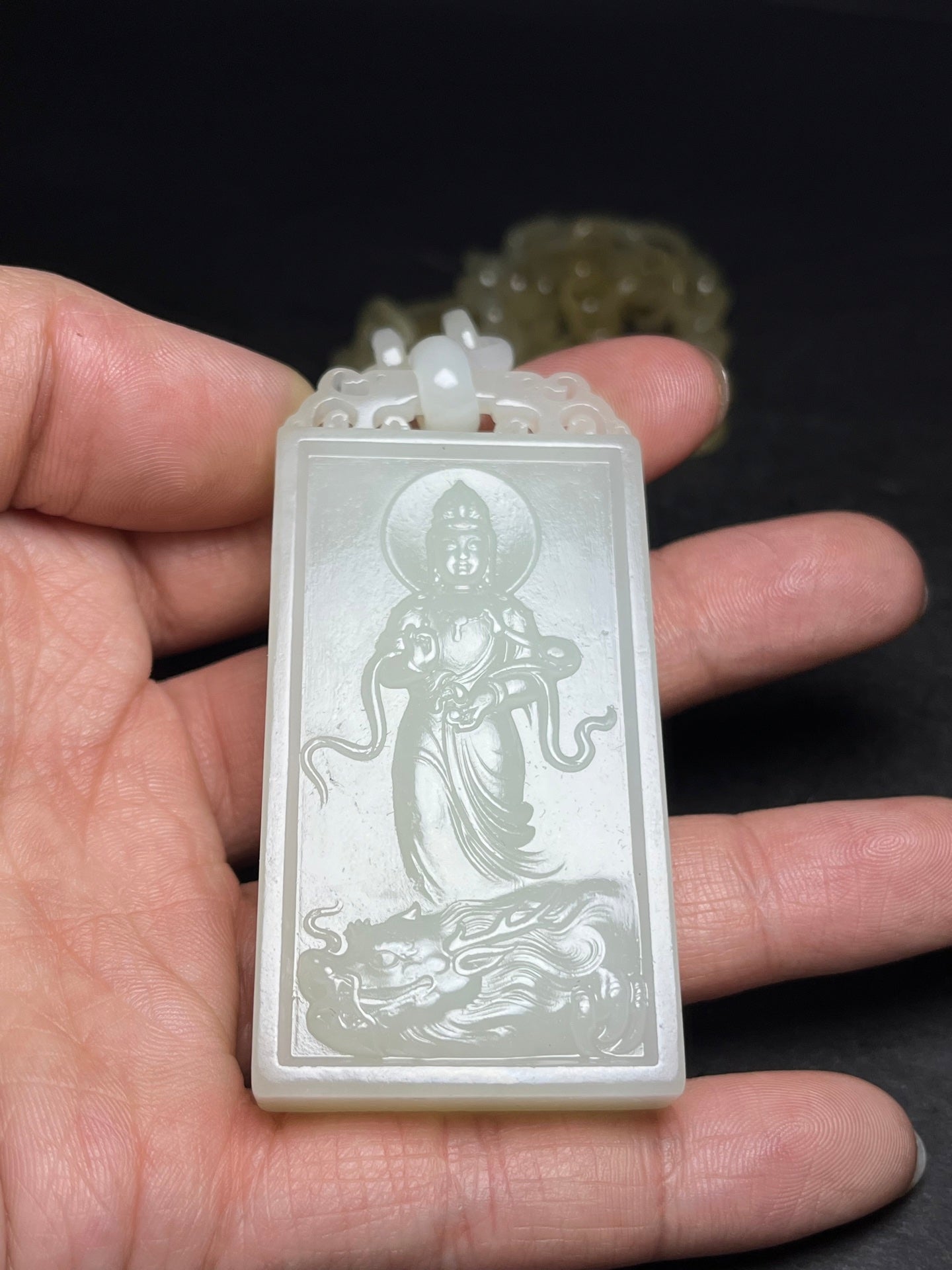 A0487 High Quality Chinese Hetian Jade Hand Carved Kwan-yin & Dragon Pendant w Necklace