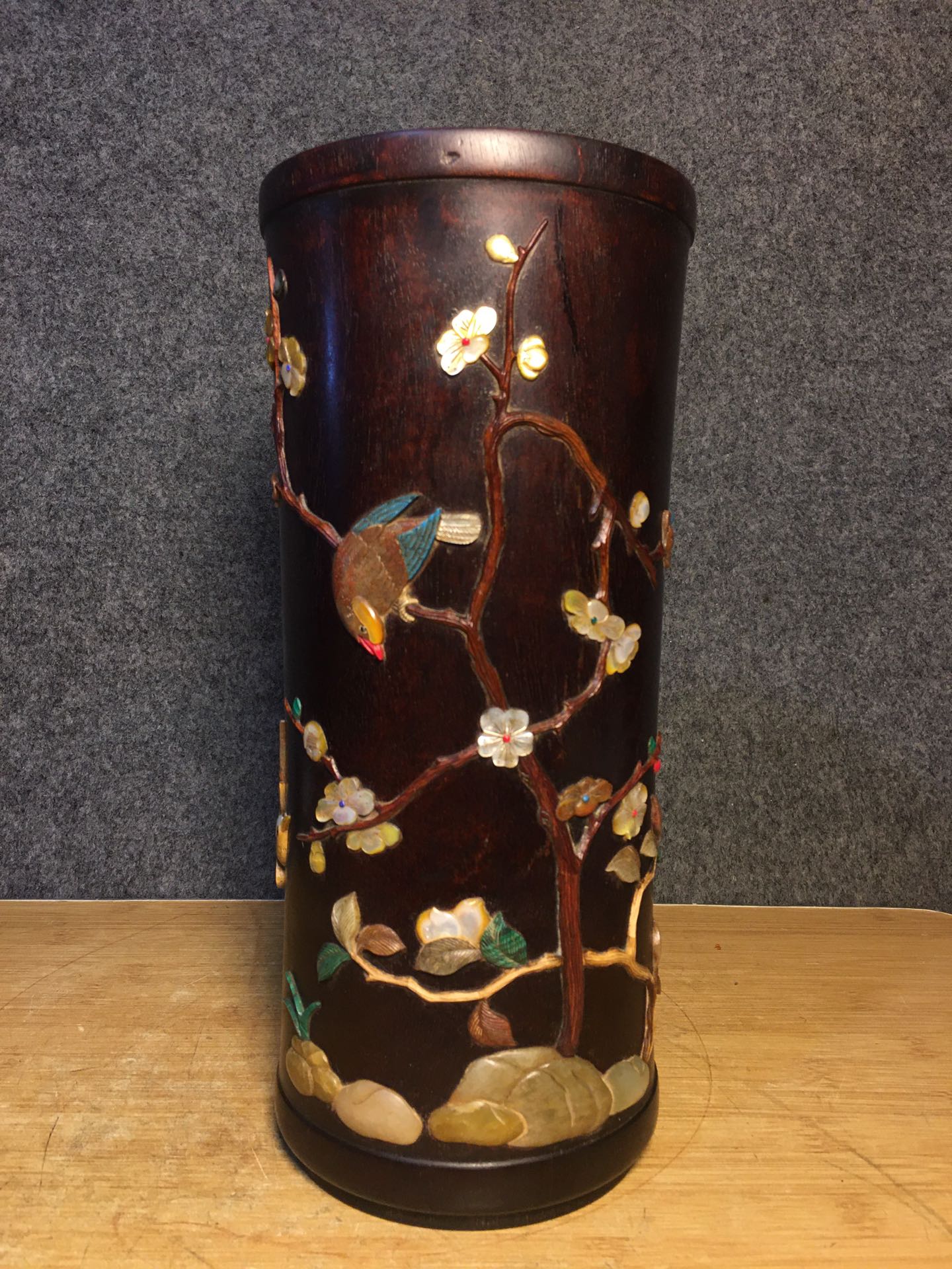A0488 Chinese Zitan Wood Inlay Shell Plum Flower & Magpie Brush Pot
