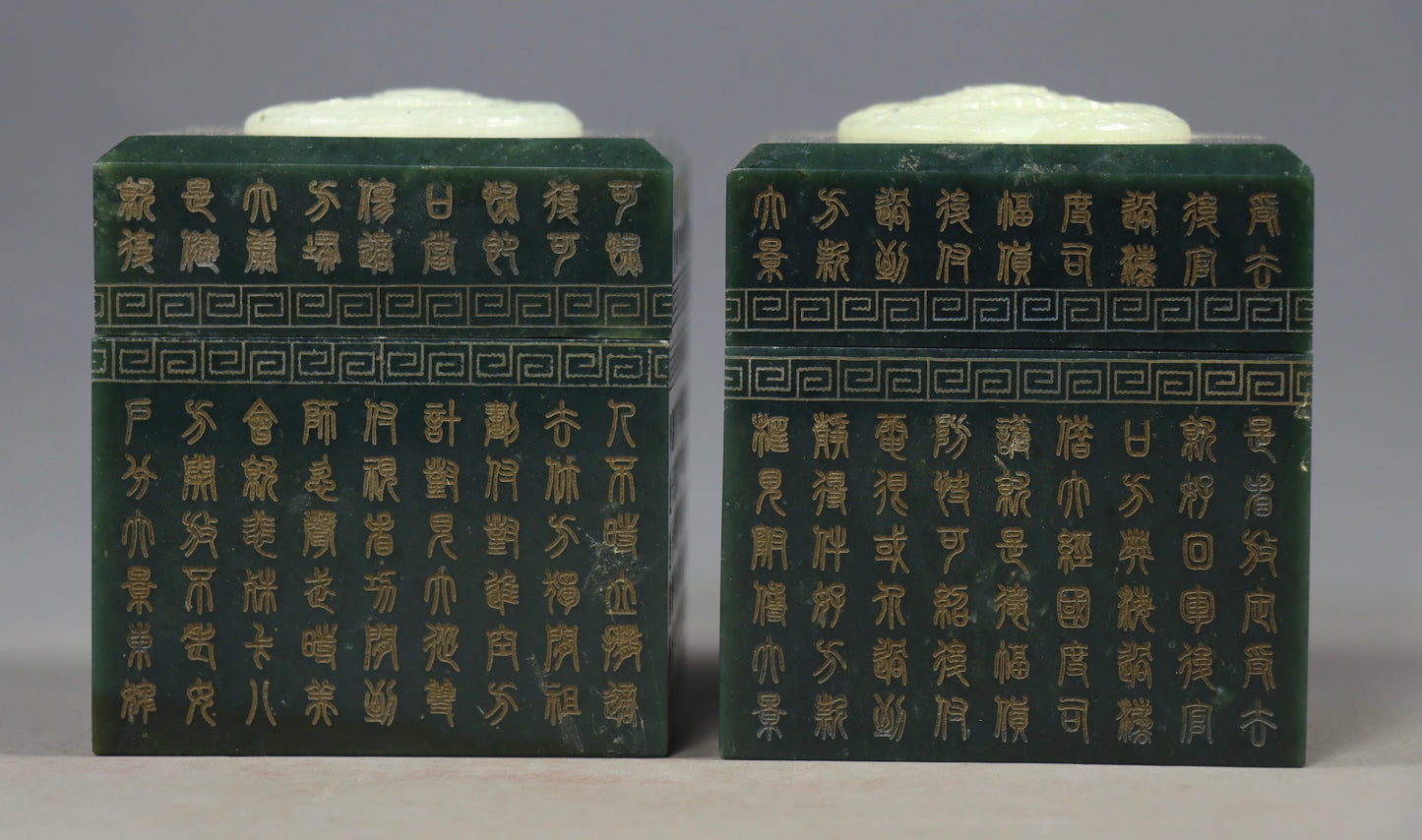 A0504 A Set Vintage Chinese Hetian Jade Carved Fortune Dragon Seal w Green Hetian Jade Seal Box