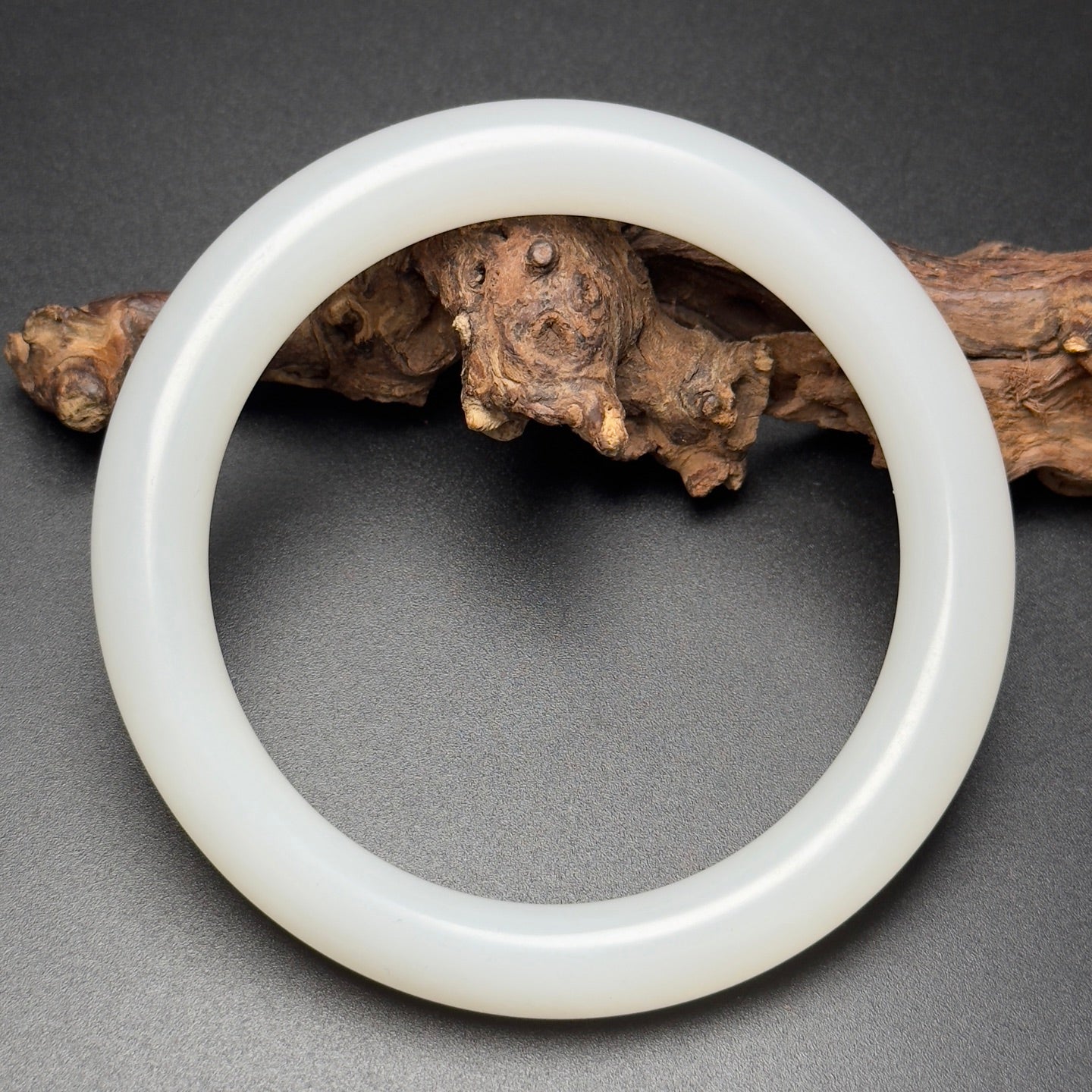 A0534 Inside Diameter 64mm Chinese Natural White Hetian Jade Bracelet