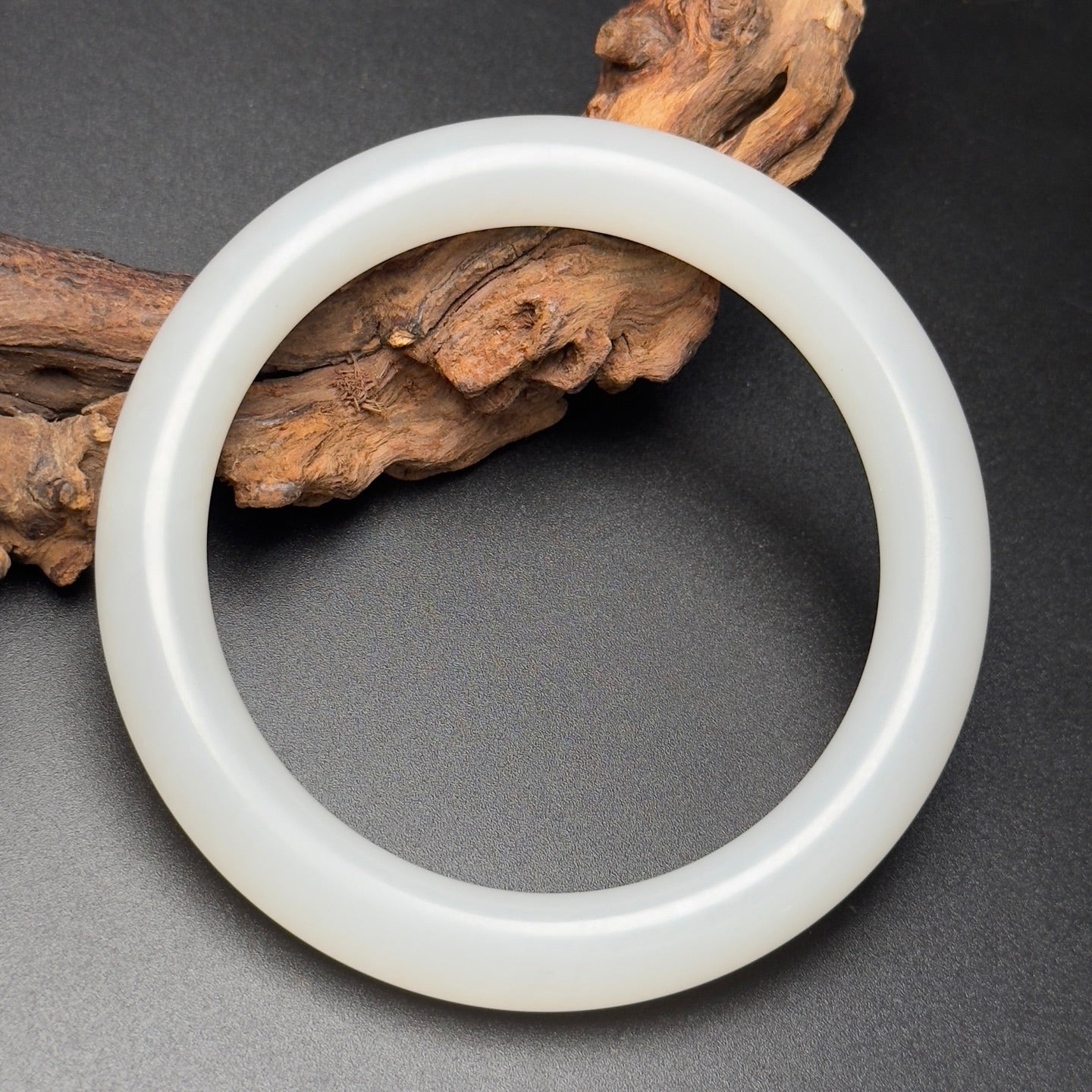 A0534 Inside Diameter 64mm Chinese Natural White Hetian Jade Bracelet