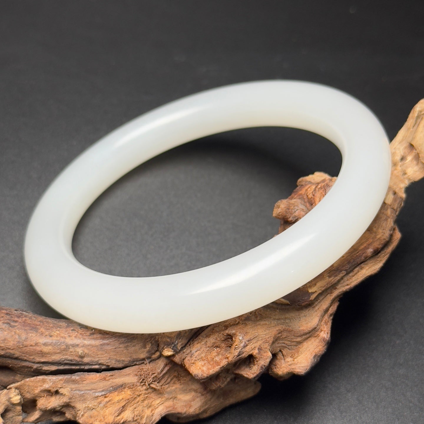 A0534 Inside Diameter 64mm Chinese Natural White Hetian Jade Bracelet