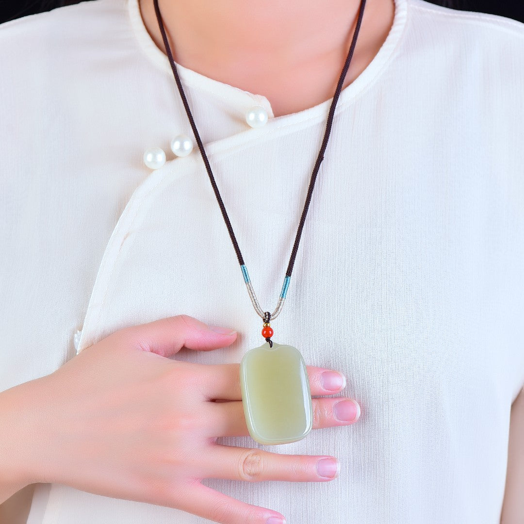 A0551 Superb Chinese Natural Hetian Jade Lucky Pendant