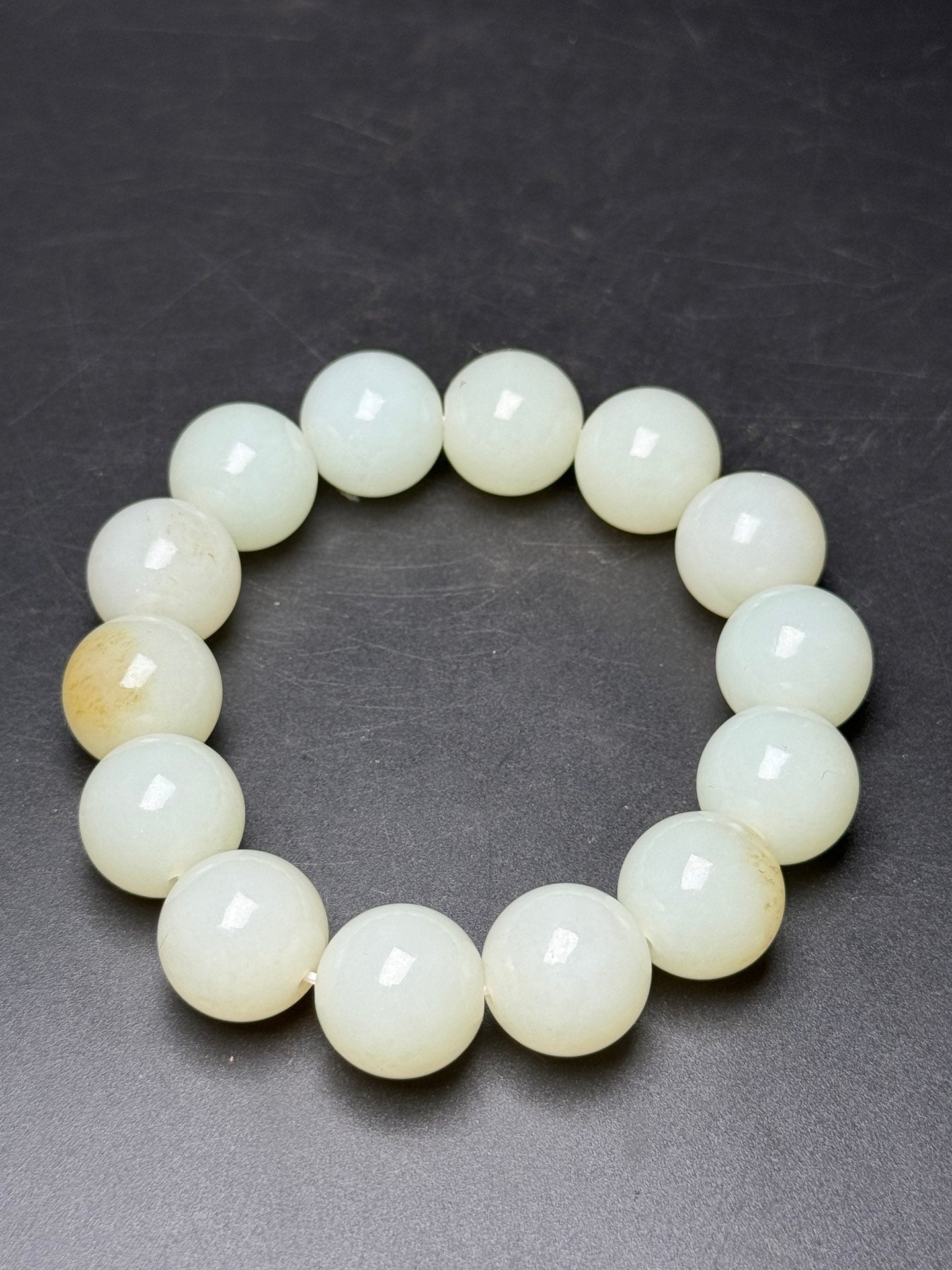 A0557 16mm Superb Chinese Natural Hetian Jade Beads Bracelet