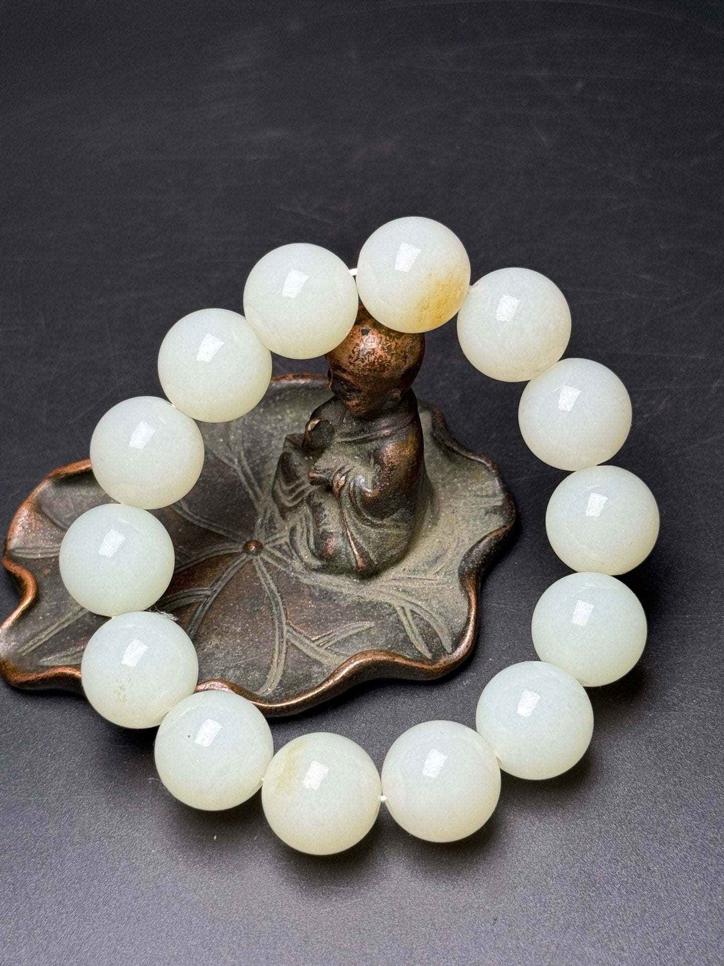 A0557 16mm Superb Chinese Natural Hetian Jade Beads Bracelet