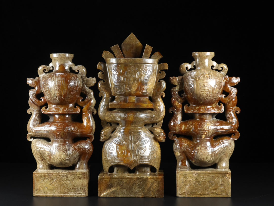 A0563 A Set Three Vintage Chinese Hetian Jade Carved Beast Figure Statue