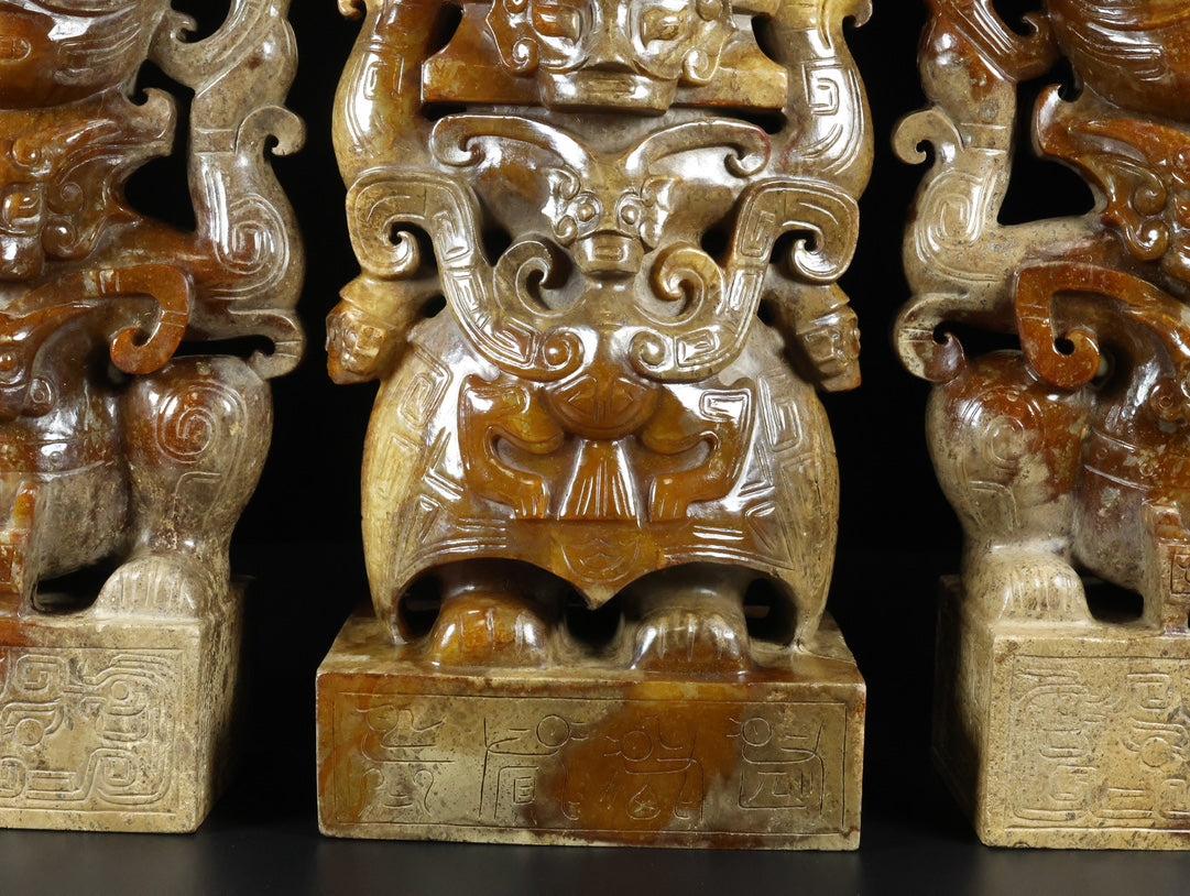 A0563 A Set Three Vintage Chinese Hetian Jade Carved Beast Figure Statue
