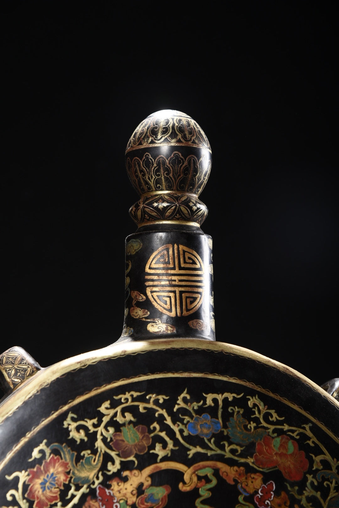 A0567 Chinese Gilt Gold Wooden-cored Lacquerware Flowers Design Vase