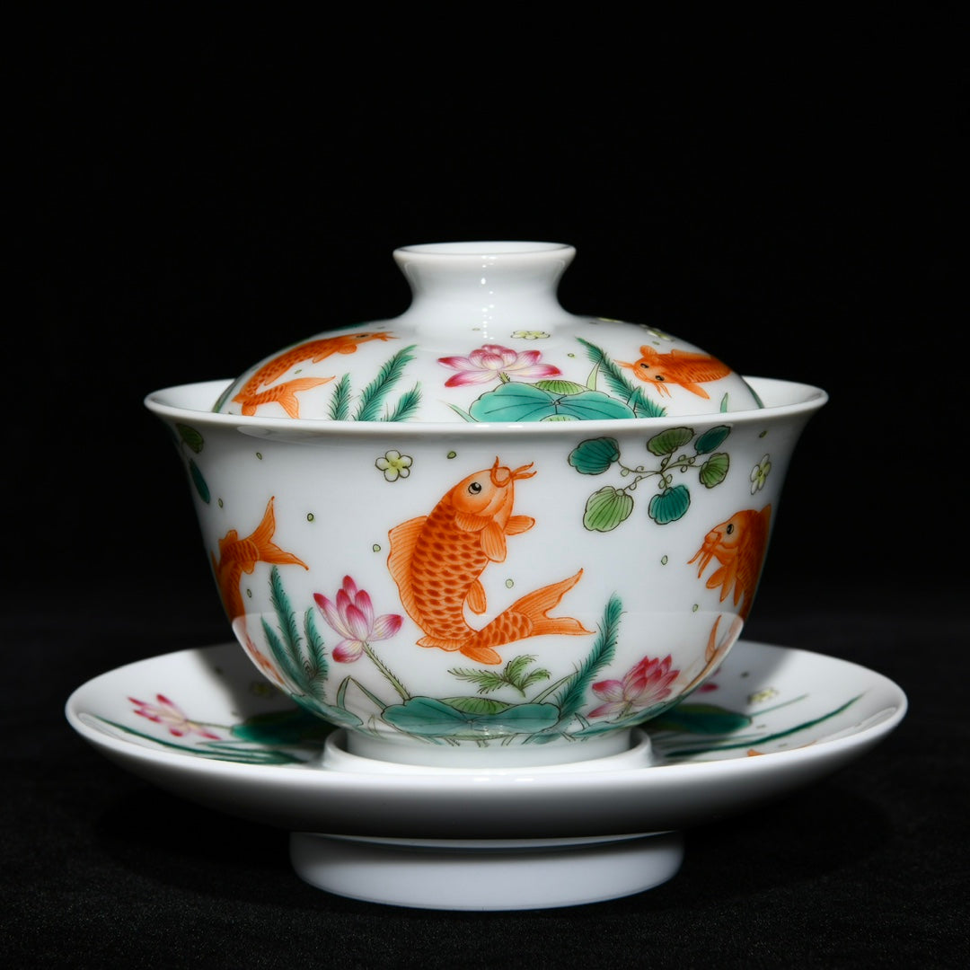 A0570 A Pair Chinese Famille Rose Enamel Carp & Lotus Flower & Lotus Leaf Design Porcelain Teabowl w Saucer