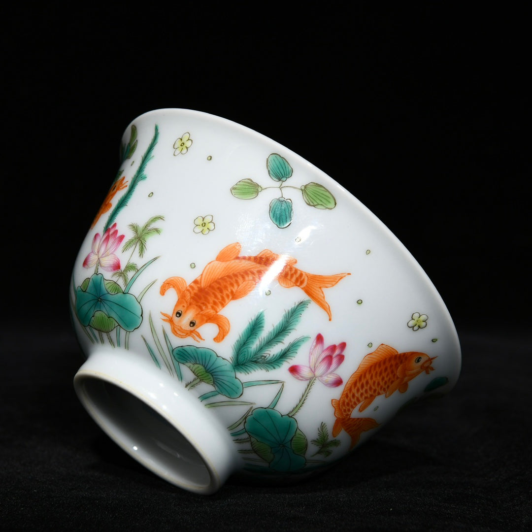 A0570 A Pair Chinese Famille Rose Enamel Carp & Lotus Flower & Lotus Leaf Design Porcelain Teabowl w Saucer