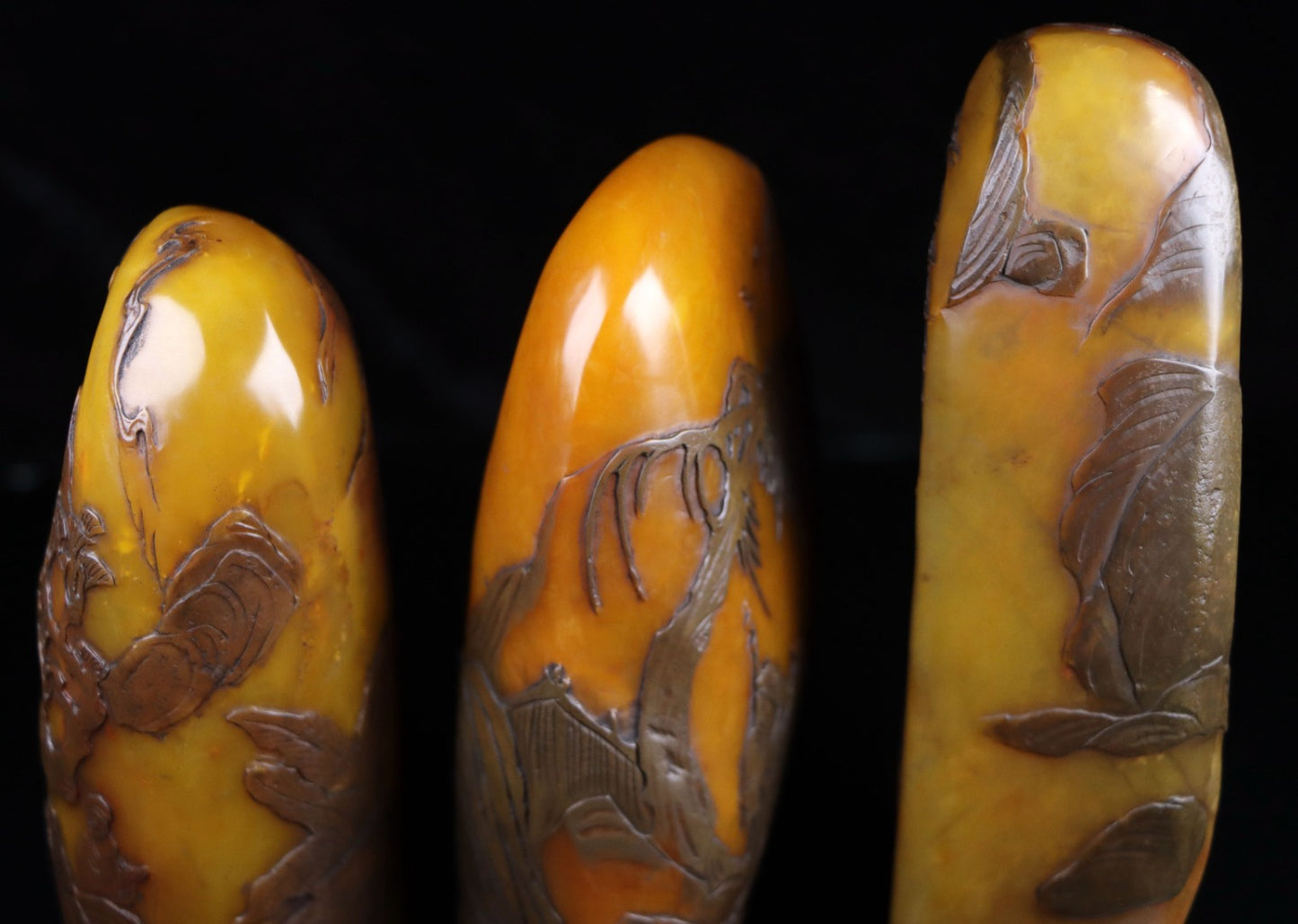 A0577 A Set Three Chinese Black Skin Shoushan Stone Low Relief Sages Meeting Seal Statue