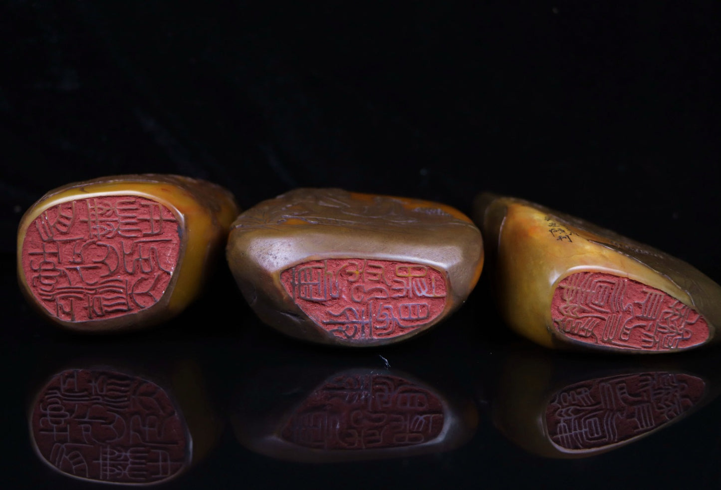 A0577 A Set Three Chinese Black Skin Shoushan Stone Low Relief Sages Meeting Seal Statue
