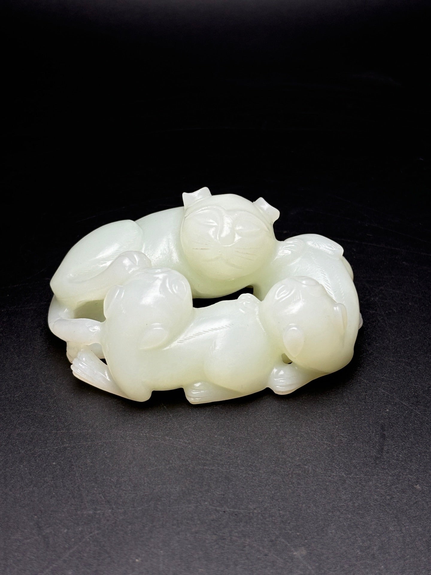 A0581 Chinese Natural Hetian Jade Carved Fortune Beast Statue/Pendant