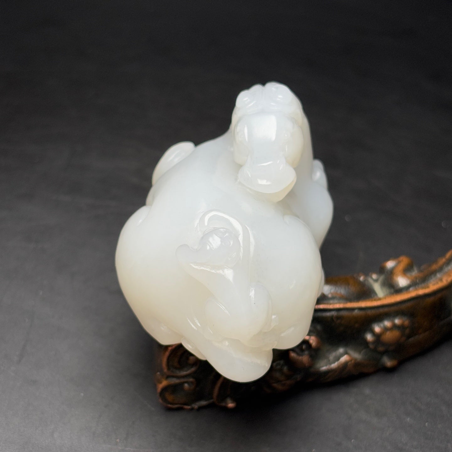 A0584 Superb Chinese White Hetian Jade Carved Horse & Monkey Statue/Pendant