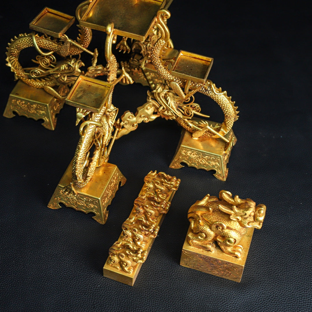 A0593 A Set Superb Vintage Chinese Gilt Gold Copper Five Dragon Seal w Base